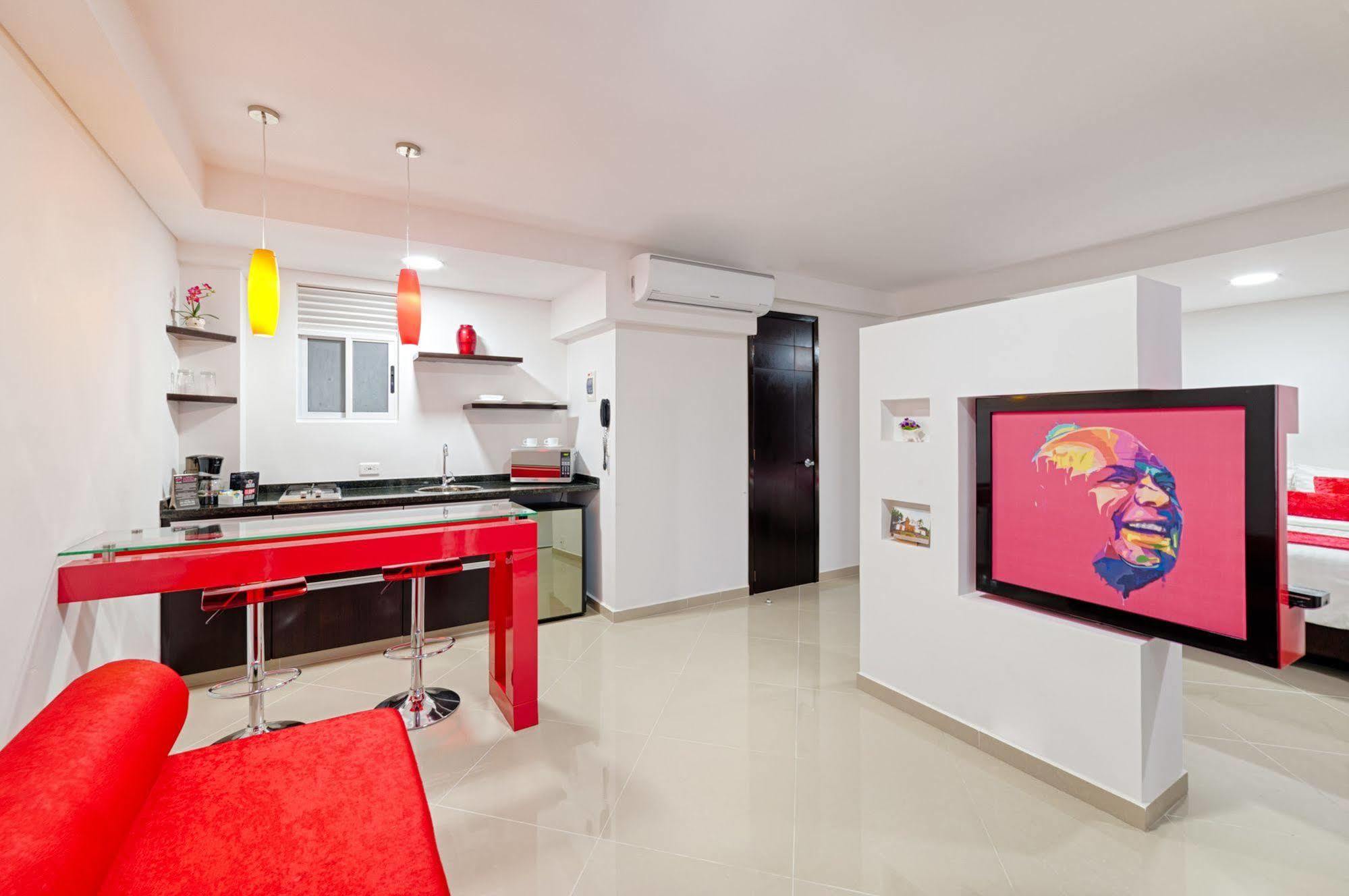 Hotel Piaro In Suites 卡利 外观 照片